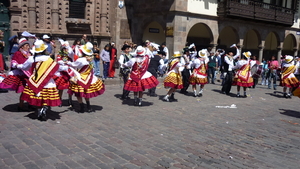 cusco parade op de plaza (11)