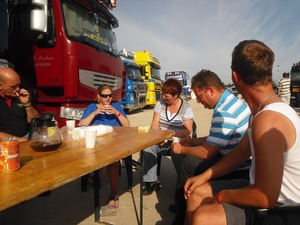 Heel netjes aan de koffie