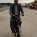 Hidde op de fiets