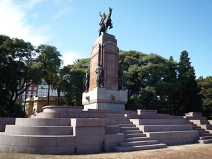 1c Buenos Aires _Recoleta _monument  generaal Carlos Maria de Alv