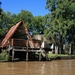 1d  Buenos Aires _Delta, Tigre _een typische woning op stelten in