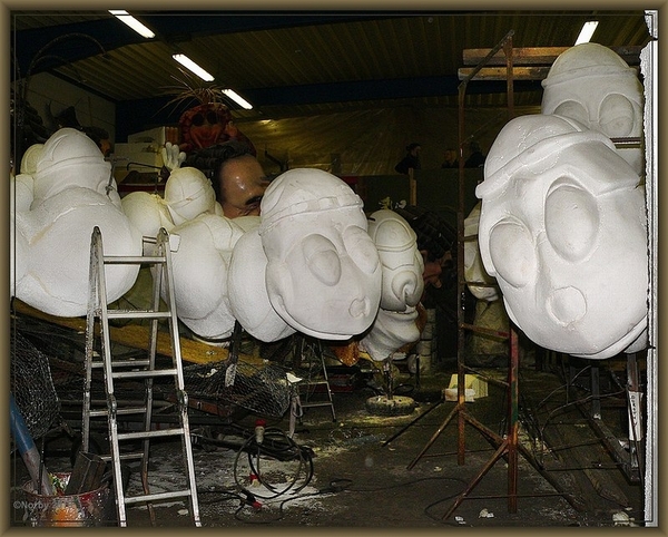 sized_sized_P2030043a carnaval-opbouw