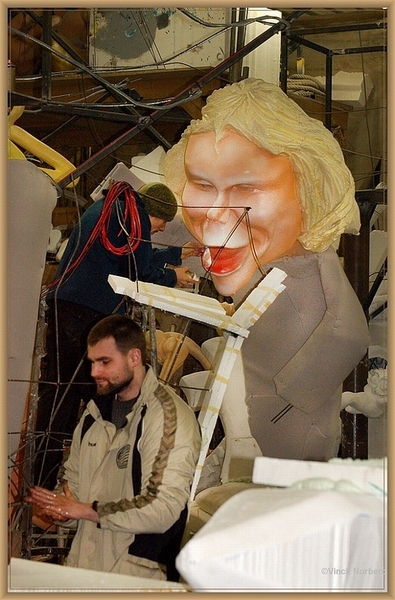 sized_sized_DSC16812a karnaval voorbereiding