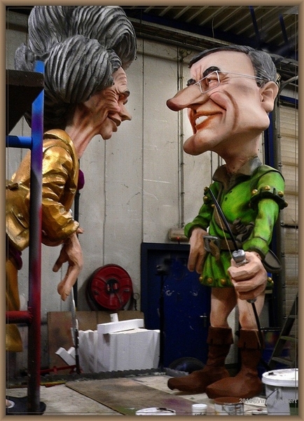 sized_sized_P2030212a karnaval - werk hallen