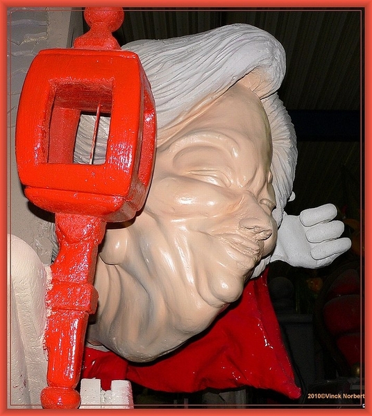 sized_sized_P2030219a karnaval - werk hallen