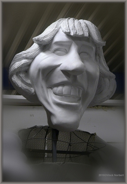 sized_sized_P2030229a karnaval - werk hallen