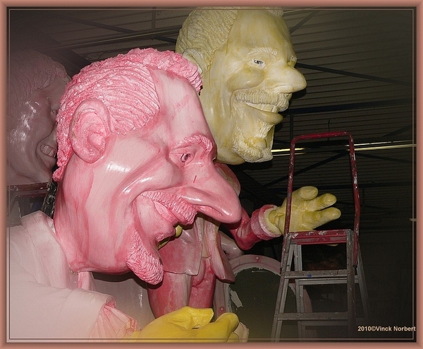 sized_sized_P2030235a karnaval - werk hallen