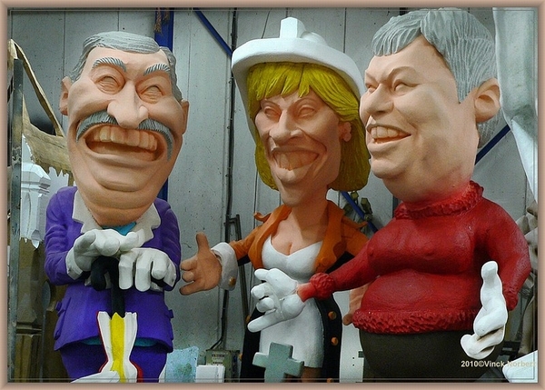 sized_sized_P2030241a karnaval - werk hallen