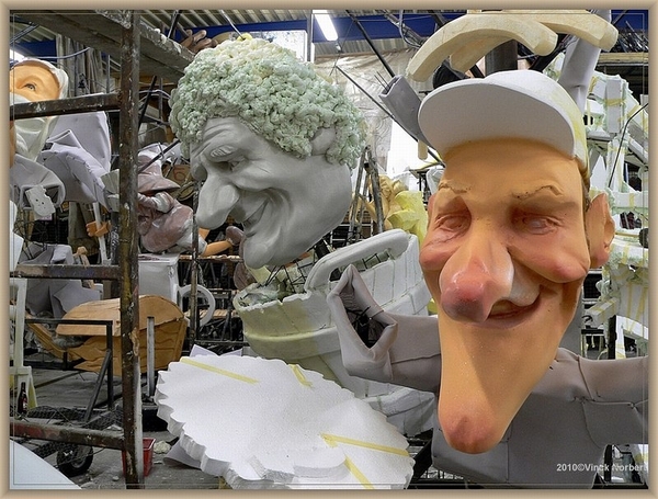 sized_sized_P2030261a karnaval - werk hallen