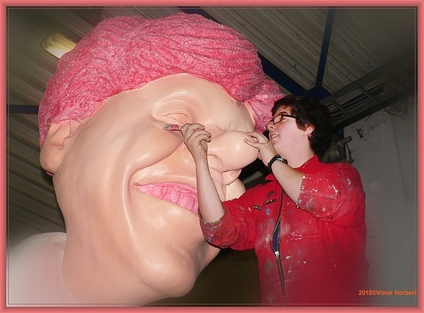 sized_sized_P2030279a karnaval - werk hallen