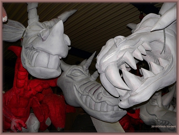 sized_sized_P2030292a karnaval - werk hallen