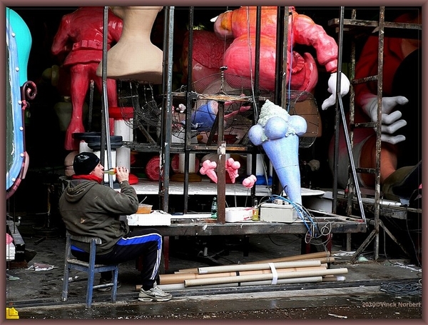 sized_sized_P2030318a karnaval werkhallen