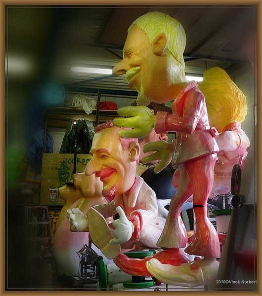 sized_sized_P2030338a karnaval werkhallen