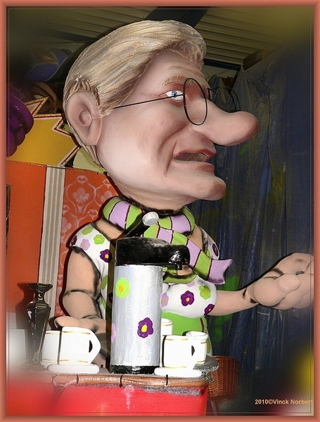 sized_sized_P2030355a karnaval werkhallen