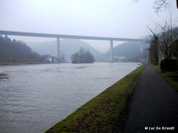 2010_02_07 Dinant 42 Anseremme Pont Charlemagne