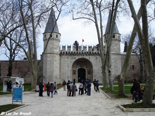 2010_03_05 Istanbul 057 Topkapi Palace Second Courtyard