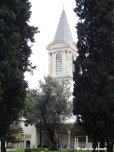 2010_03_05 Istanbul 060 Topkapi Palace Second Courtyard Tower of