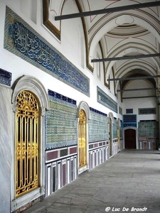 2010_03_05 Istanbul 109 Topkapi Palace Fourth Courtyard Revan Kio