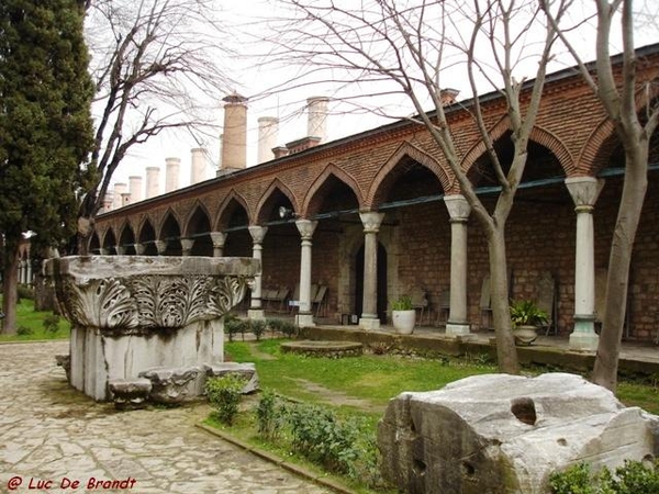 2010_03_05 Istanbul 211 Topkapi Palace Second Courtyard