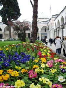 2010_03_05 Istanbul 214 Topkapi Palace Third Courtyard