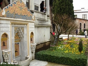 2010_03_05 Istanbul 215 Topkapi Palace Third Courtyard Library Ah