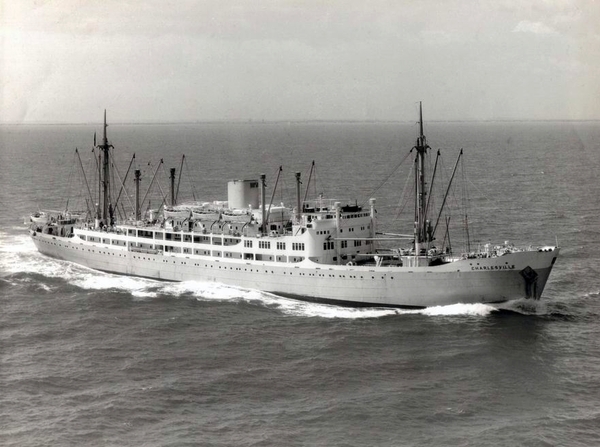 Charleville op de Noordzee, prachtig cargo-passagier schip