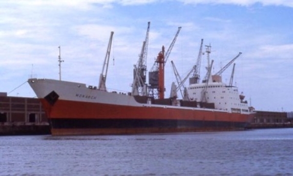 Cmb m/v Monarch