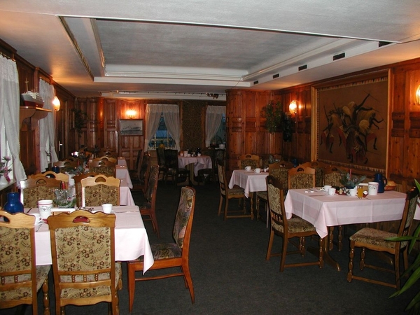 Georg Buchner 2012 - eetsalon jeugdherberg / hotelschip