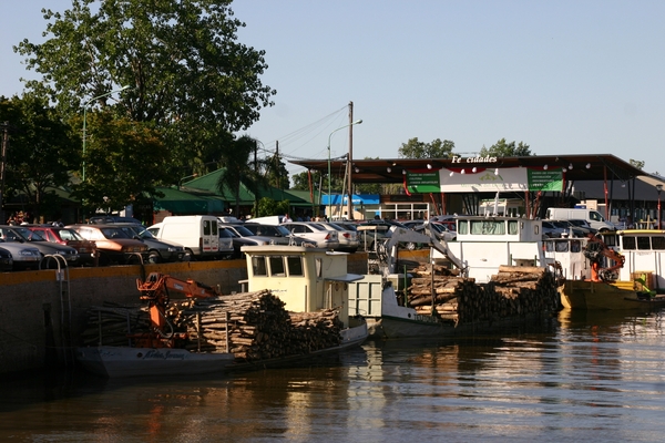 Haven Tigre - hoofdzakelijk houttransport