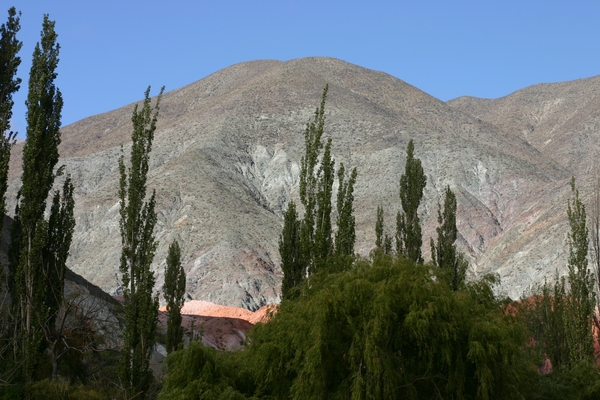 Vallei Humahuaca nabij  Purmamaca