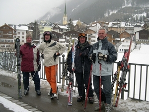 Wachten op de skibus naar See