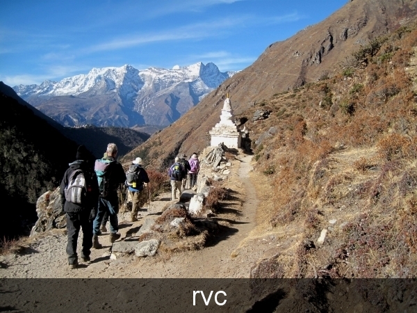 trekking everest