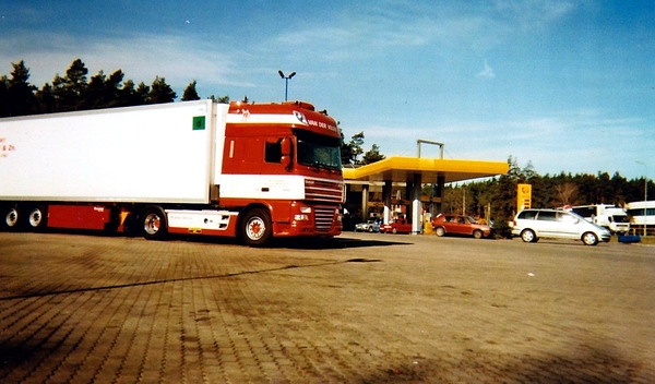 DAF 105