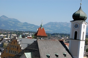 F2800  Kufstein kasteel - zicht op de stad