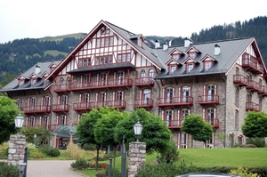 J45  Alpenuniversiteit Kitzbühel