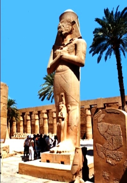 f2   Karnak tempel