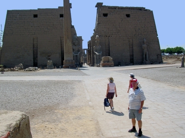 a14 b  Luxor