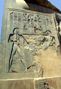 d51    Luxor tempel