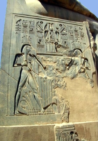 d51    Luxor tempel