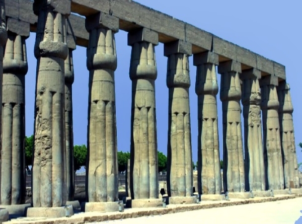 l4   Luxor tempel