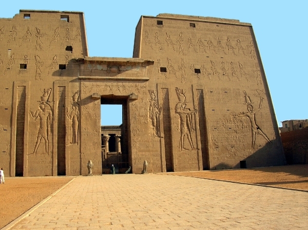 b   Edfu-tempel