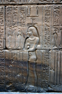 d4 Edfu 054