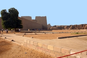 e6 Edfu