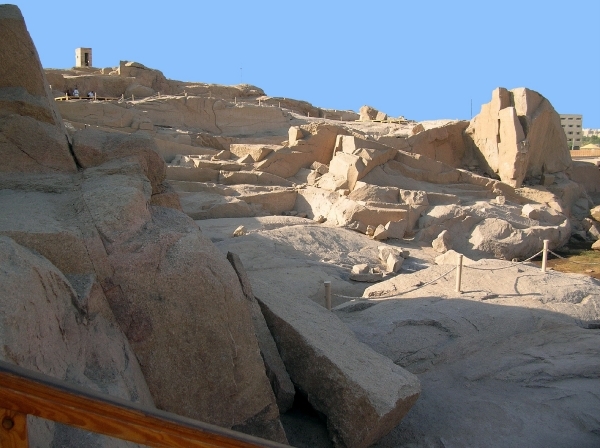 a8  Aswan granietgroef