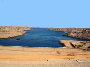 b3  Aswan dam