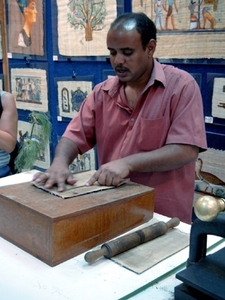 b2  papyrus maken