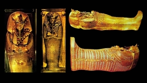 B  Egyptisch museum    Toetanchamon - gouden sarcofagen 1 en 2 en