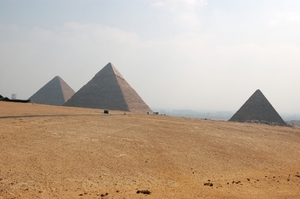N Piramiden en sfinx30