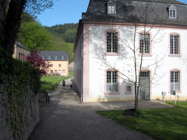 h68   Echternach kasteel