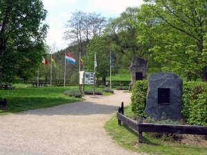 L   Ouren 3 landenpunt Europees monument